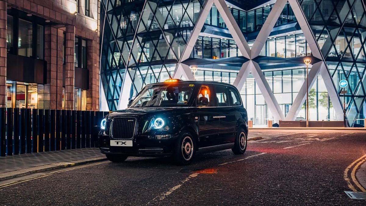 Z výrobce londýnských taxíků globální automobilkou. LEVC ohlásila plány na expanzi